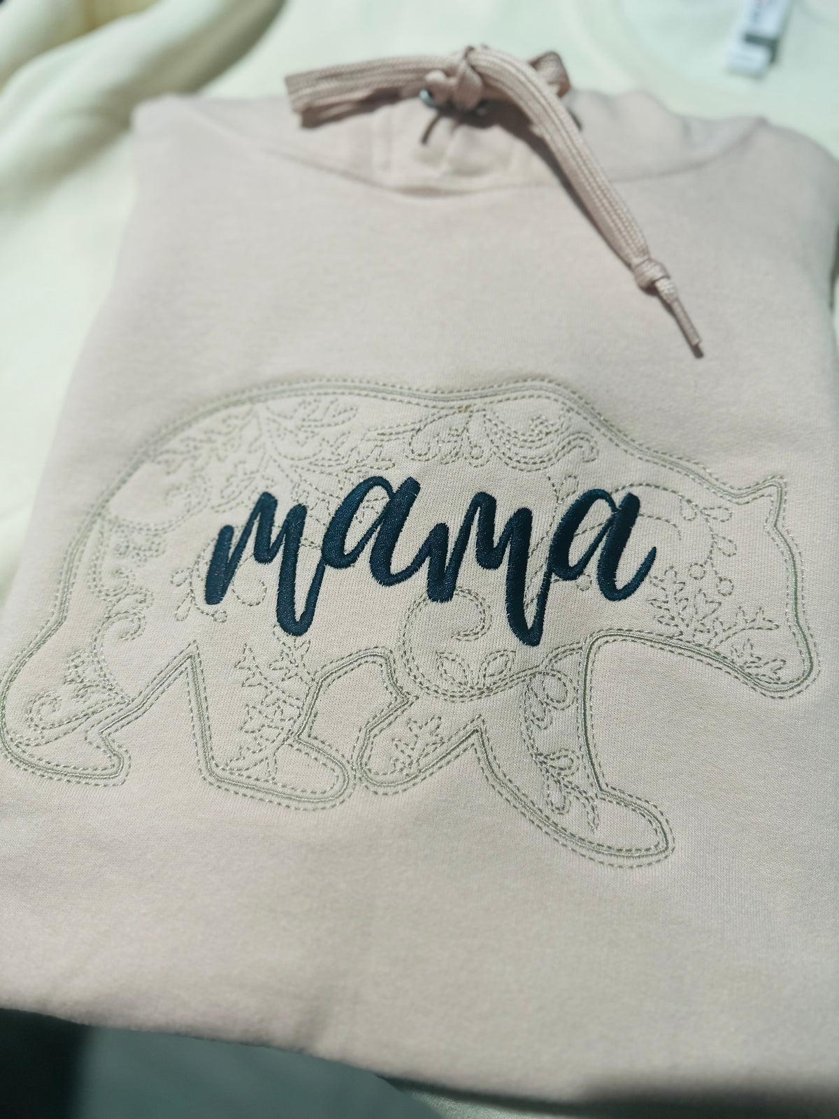 Mama Bear | Embroidery